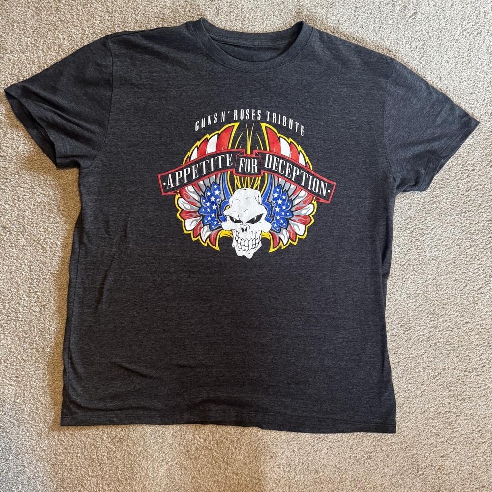 Guns And Roses Tribute Short Sleeve Tee Size Medium